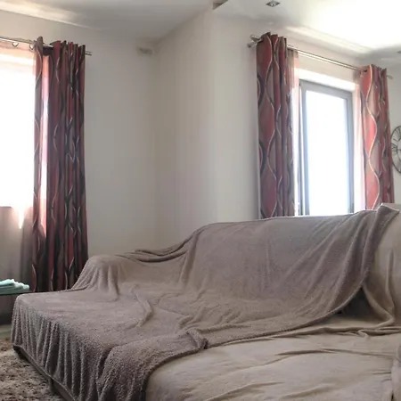 Guest house Private Room Free Transfer To The Airport